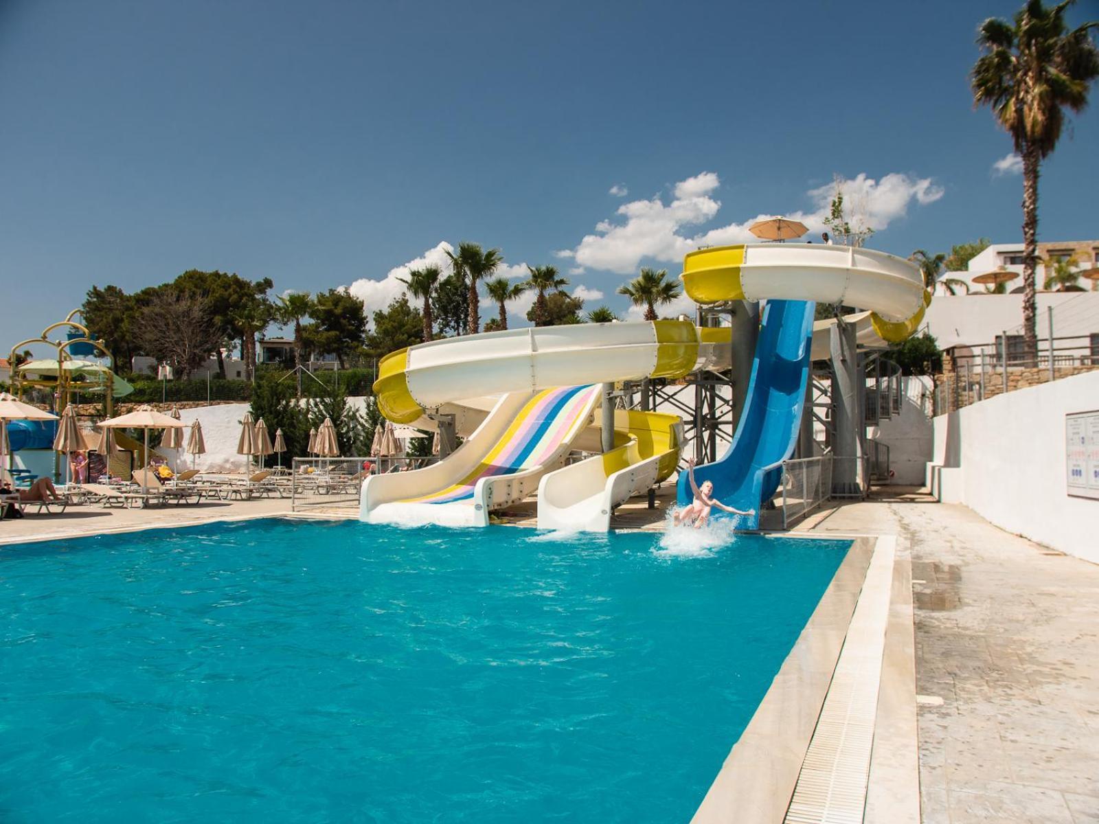 Aiora Resort Pefki  Экстерьер фото